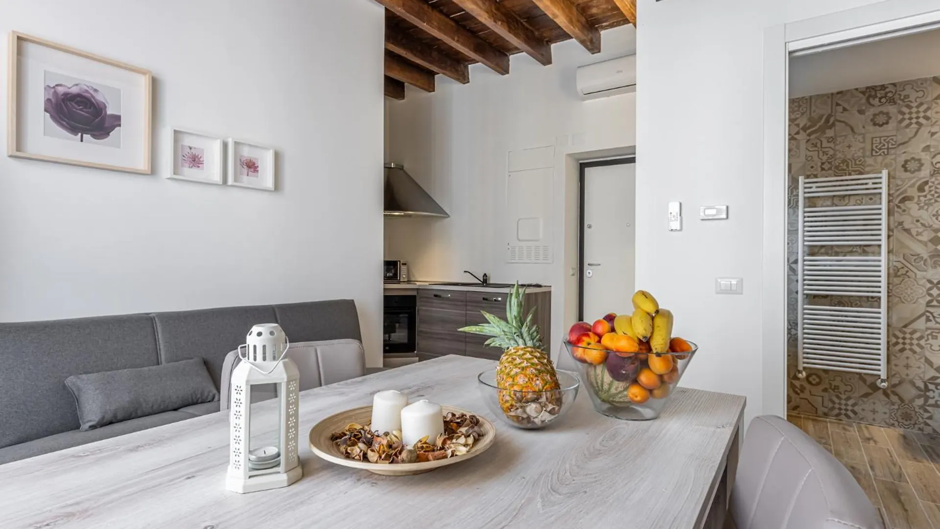 Appartamento Santa Giulia Suite - 15Min Duomo Milano Italia